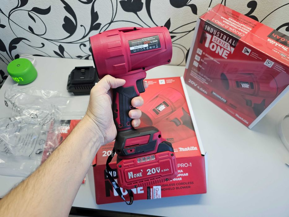 ПРОДАМ Number ONE CB20/4.0 PRO Воздуходувка ТурбоФен (Аккумуляторная).