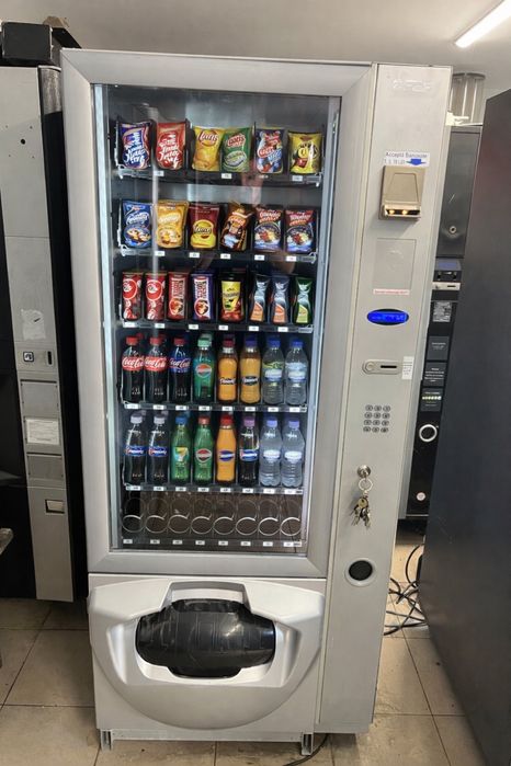 Fas Kristal aparat vending snack si bauturi reci