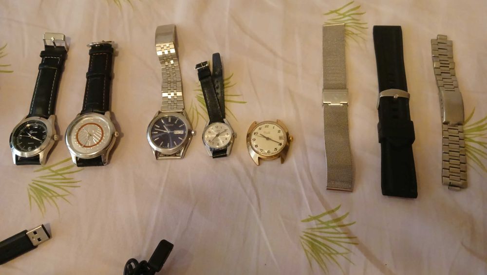 ceasuri mecanice,electronice,smart