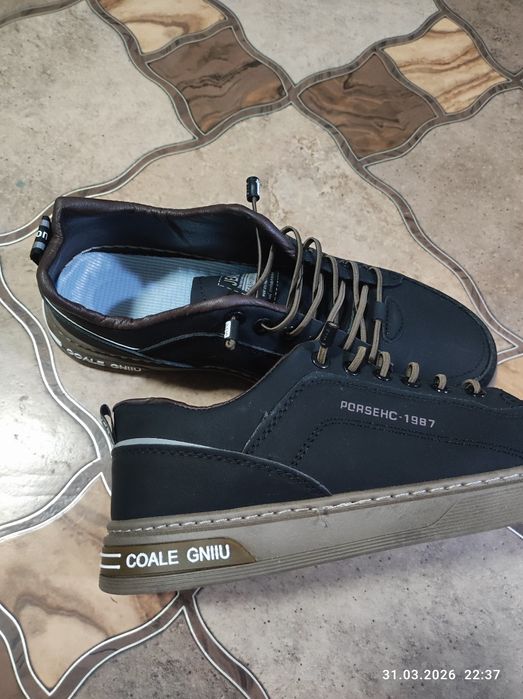 туфли классические кроссовки новые