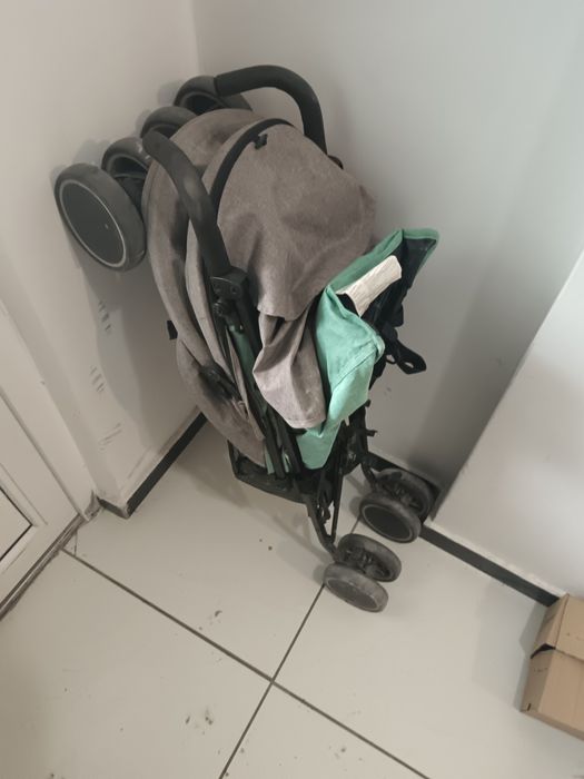 Продам прогулучьную коляску