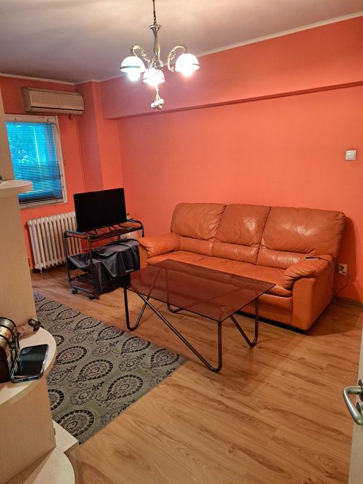 apartament 3 camere Vitan ( Auchan Vitan) PROPRIETAR