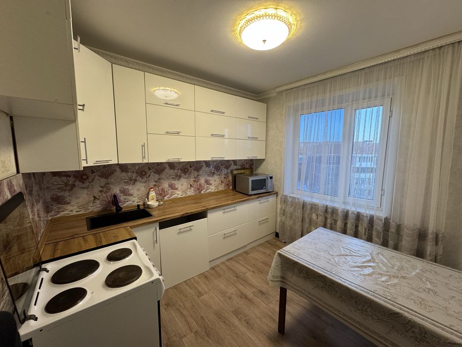 Продам 4-х комнатную квартиру