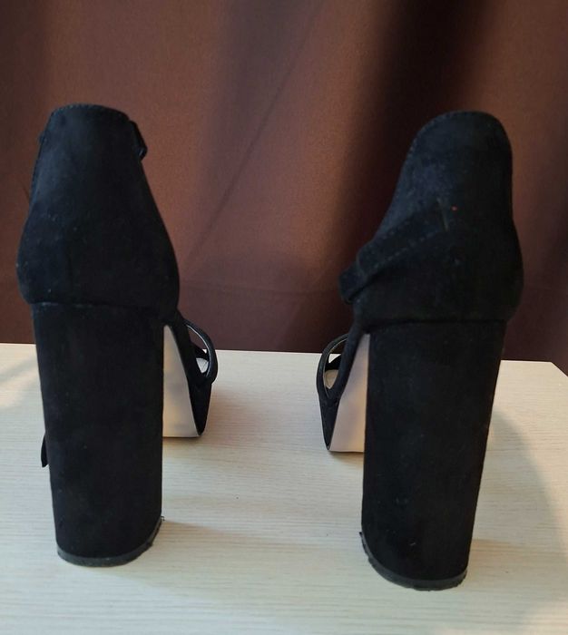 Валурени и класически токчета