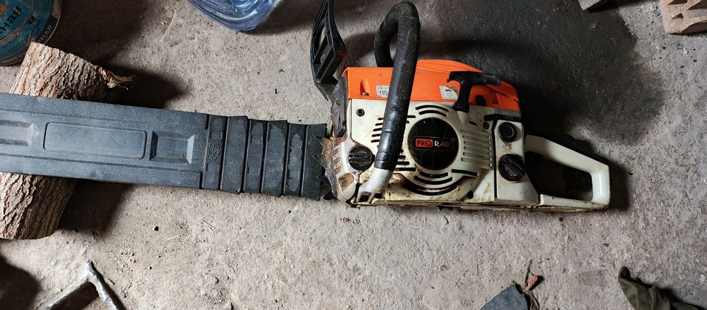 Продам Бензопилу