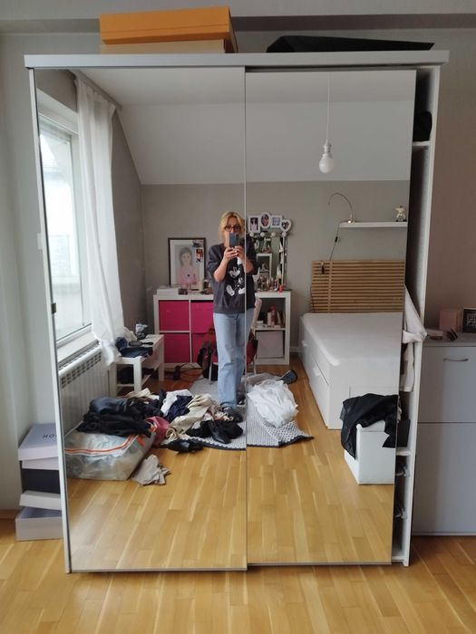 Гардероб PAX -IKEA  с плъзгащи врати