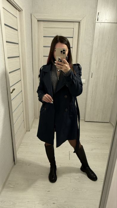 Продам 3 пальто и 1 тренч