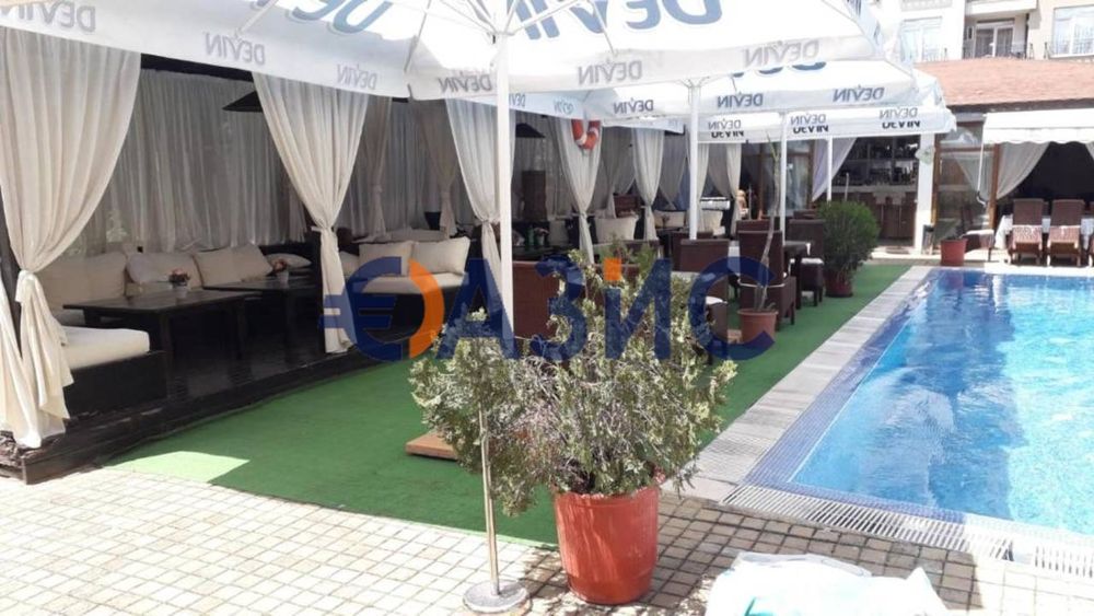 Продава се Двустаен апартамент в к.к. Слънчев бряг - 60 кв.м за 934 €/кв.м - Снимка #14