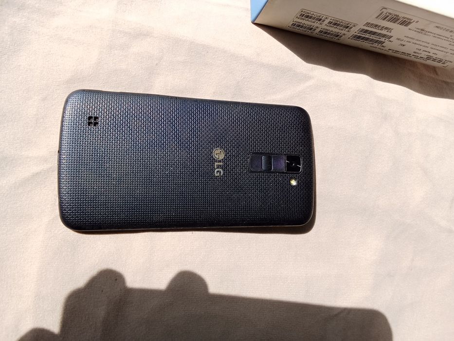 Смартфон LG K10 продам