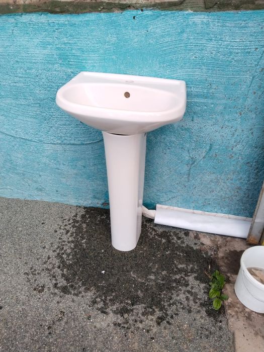 Продам раковину тюльпан