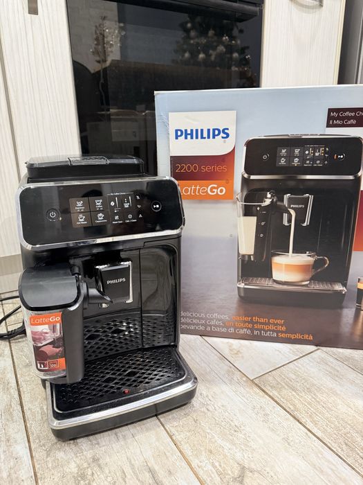 Kафемашина/автомат Philips Latte Go 2200 EP 2230