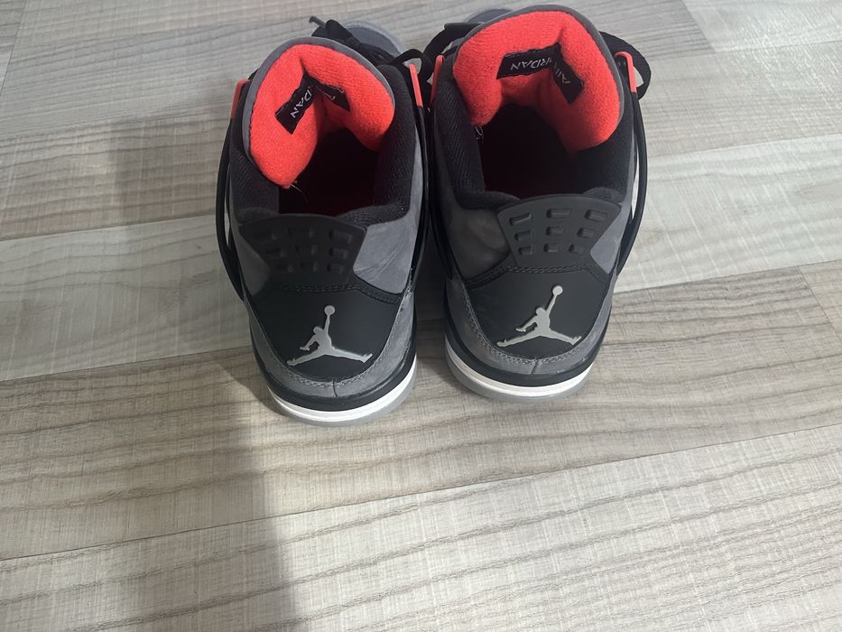 Jordan 4 infrared