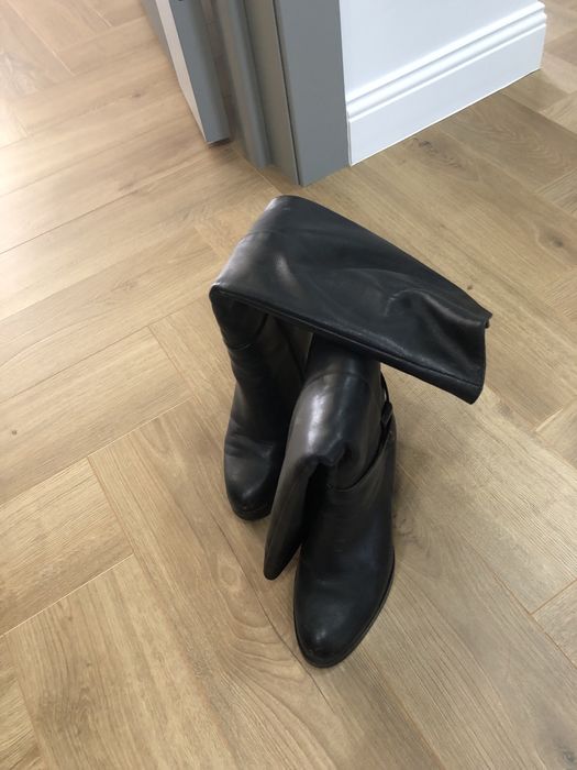 Продаю зимние сапоги