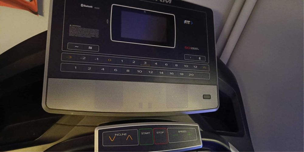 Сгъваема бягаща пътека ProForm Pro2000