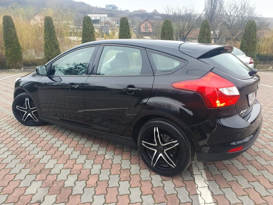 *Ford focus facelift*1.6benzina*125cai*euro5*2011*germania toll*