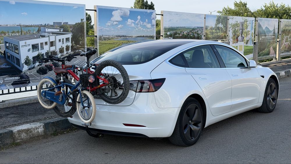 22000 euro Tesla Model 3 Long Range Dual Motor AWD 4x4  129.000 km model 2020  schimb doar cu Model X Plaid