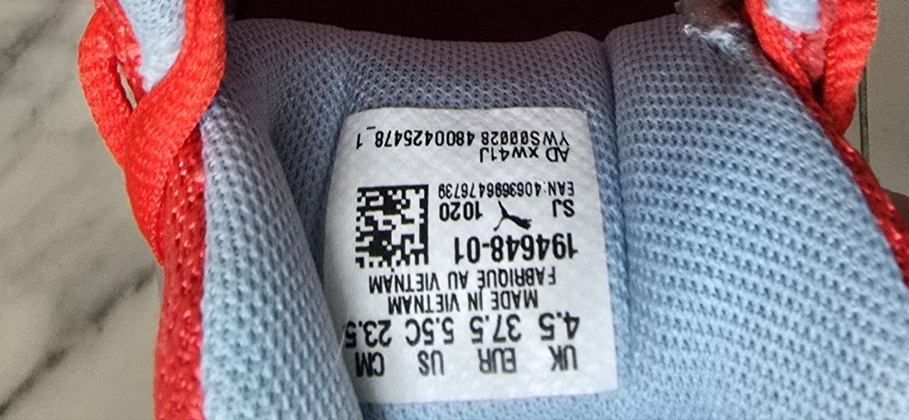 Adidasi Puma, unisex, 37.5, aproape noi, o purtare