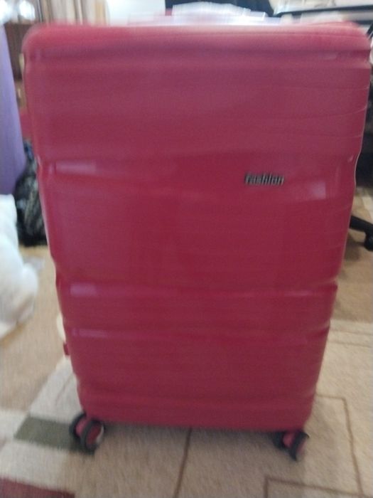 Чемодан бу хороший состояние
