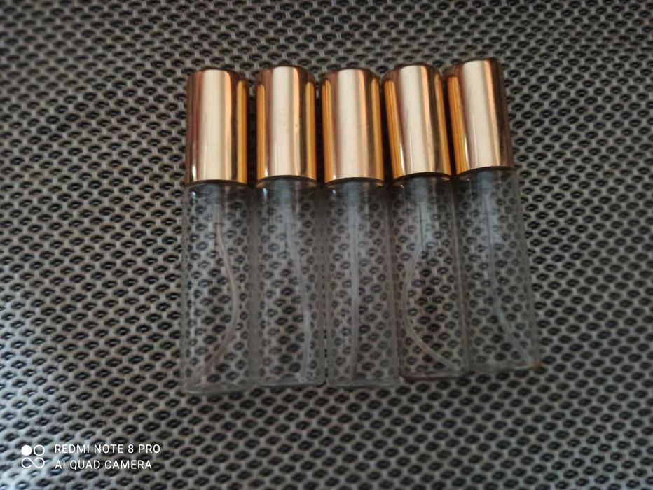 Продавам Шишета за парфюм и етерични масла