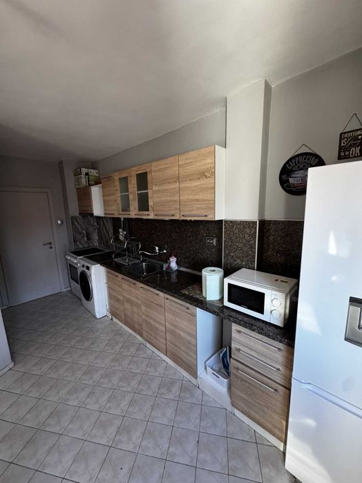 Дава се под наем Тристаен апартамент в Пловдив, Младежки Хълм - 110 кв.м за 668.1 € - Снимка #7