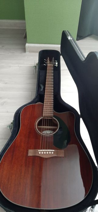 Продам гитару  Fender - CD 60SCE Dread