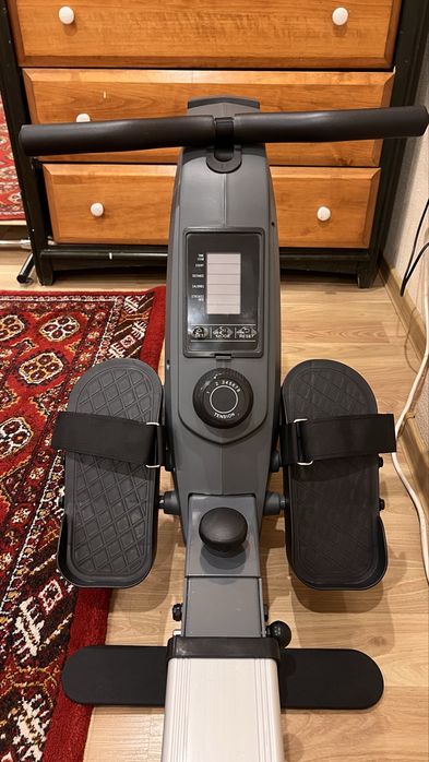 Гребной тренажер Dreamfit DF 421