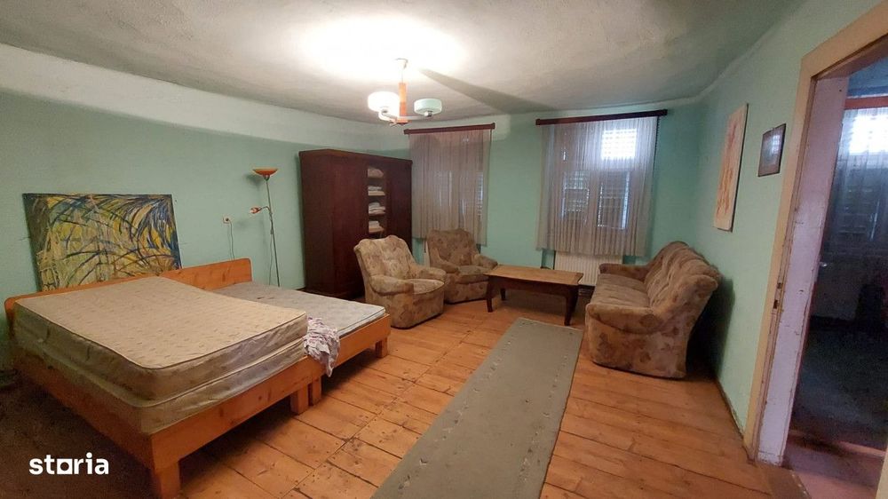 Apartament 5 camere la casa zona ultracentrala in Cisnadie