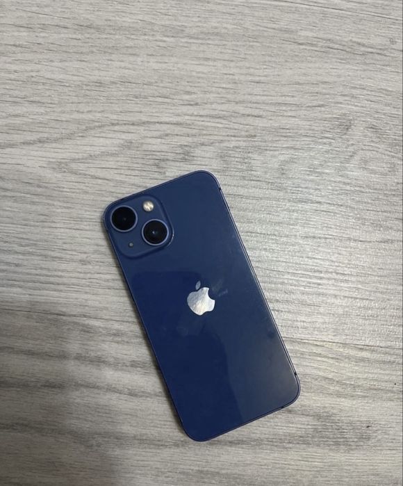 Продам Iphone 13 mini
