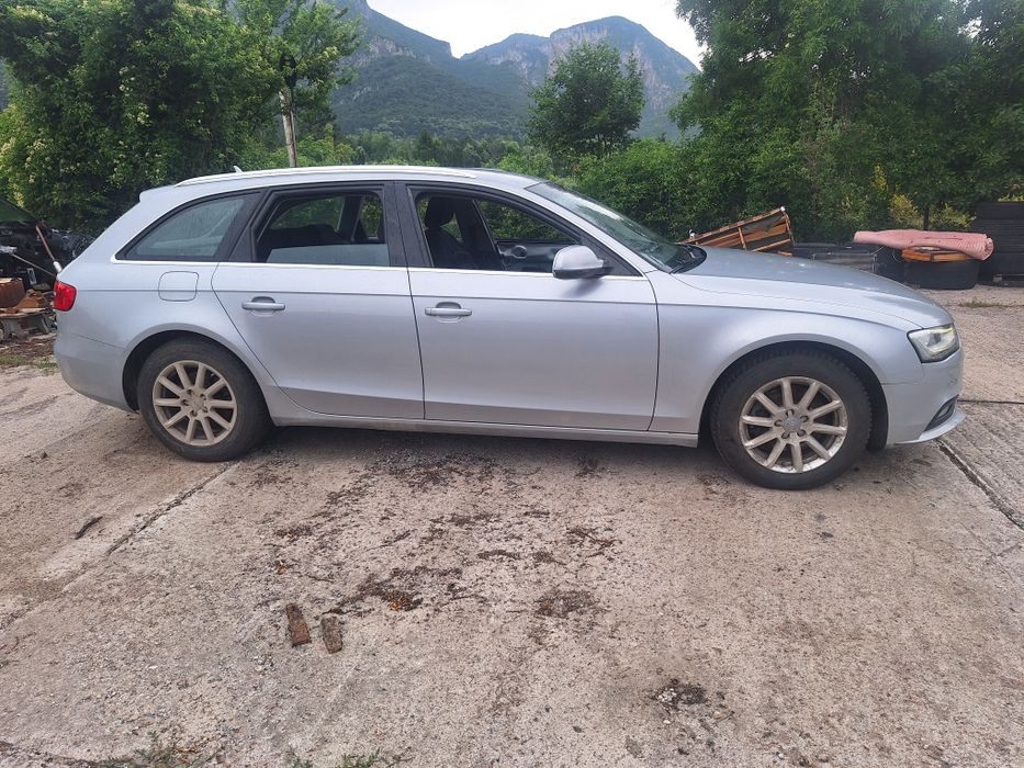 Audi A4 B8 2,0 TDI 150 к.с Automat  CVT Multitronic 2015 Година На Части