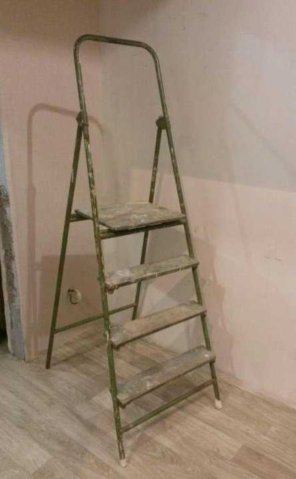 стремянка заводская