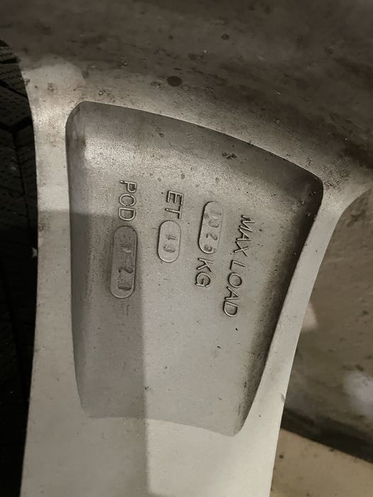 Гуми и джанти BMW / RANGE ROVER