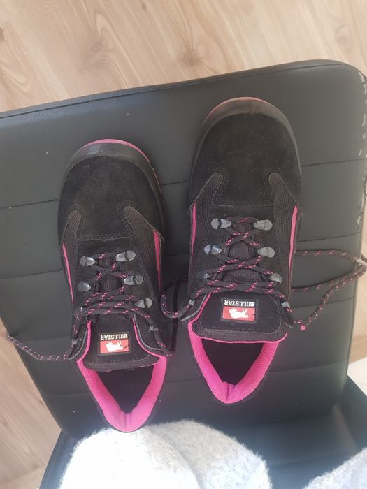 Bocanci de dama cu protectie in fata