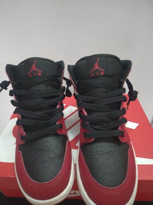Air Jordan 1 Mid GS "Gym Red Black White"