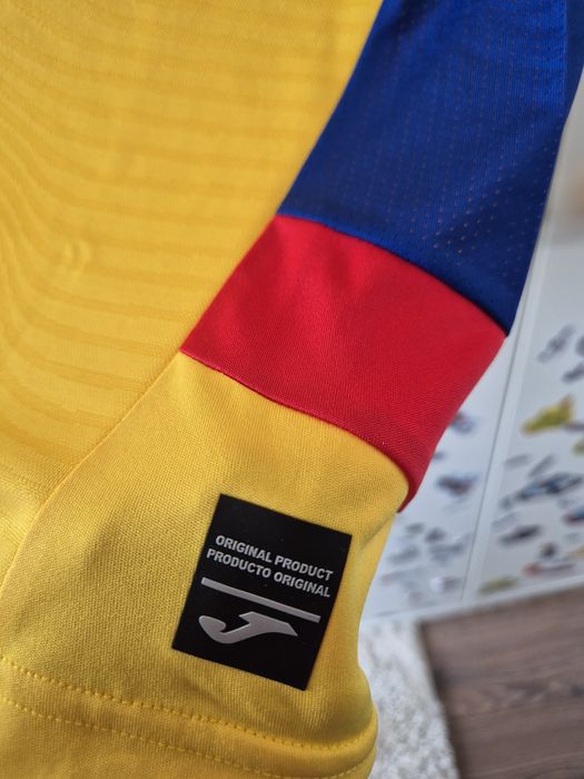 Tricou Oficial de Joc Romania 2025/26, marimea S, nr 8