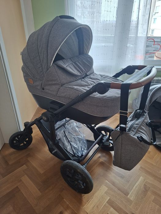 Бебешка количка  3 в 1 Kinderkraft в сиво 0+