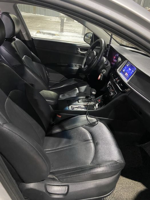 Продам автомобиль КIA K5