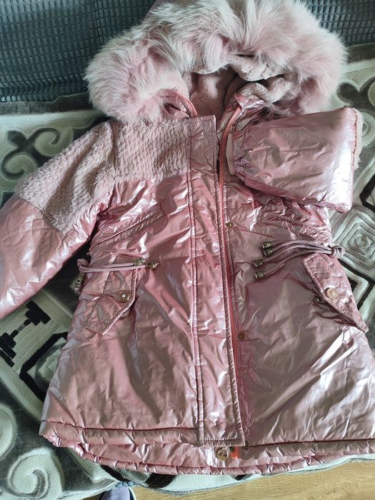 Продам зимний костюм для девочки