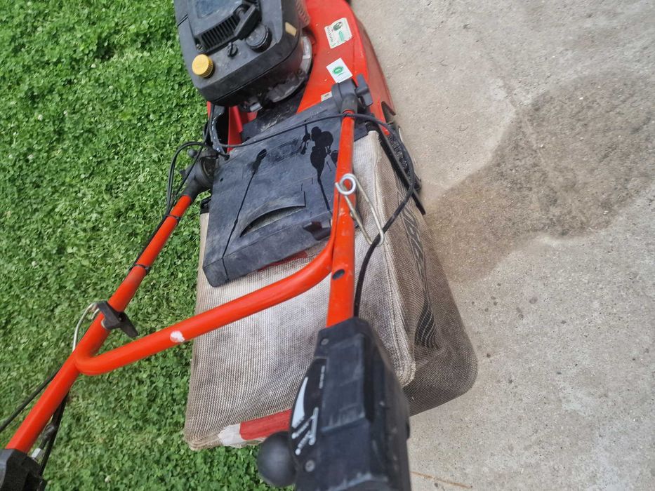 Masina de tuns iarba pe benzina SABO Motor KAWASAKI 5CP Tractiune+COS