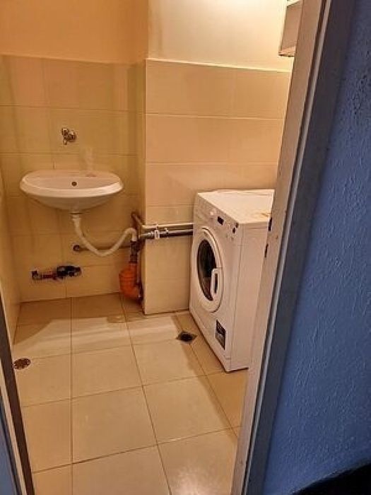 Продава се Тристаен апартамент в Бургас, Победа - 103 кв.м за 427 €/кв.м - Снимка #5