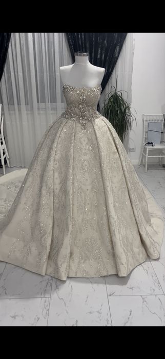 Rochie mireasa printesa cu trena si pietre pe corset Turcia -  Hasret Moda