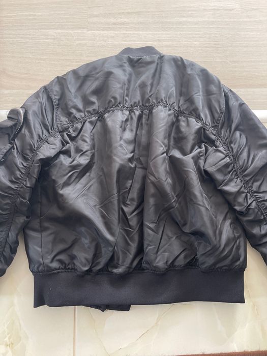 Преходно яке bershka