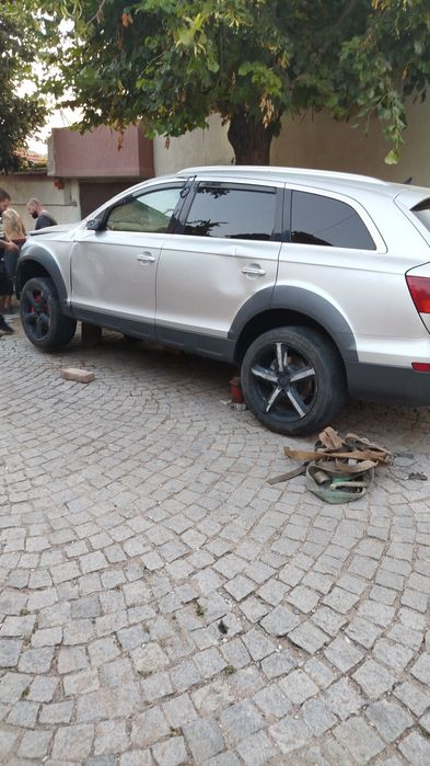 Audi Q 7 на части