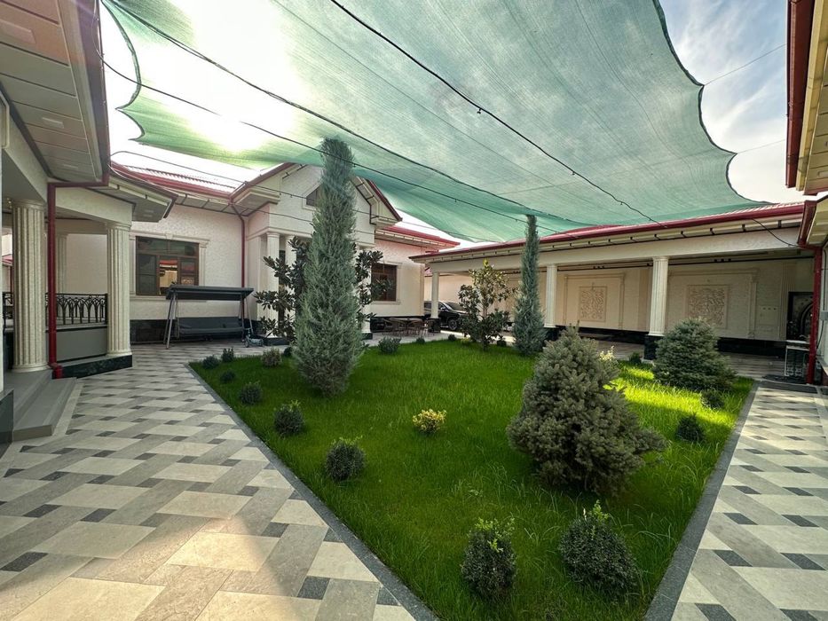 Участка сотилади. 7 хонали 1,5 каватли барча жихозлари билан.