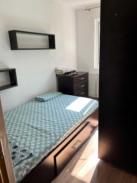 Apartament 3 camere de inchiriat