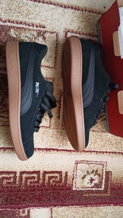 Puma Smash v2 маратонки номер  44,5  чисто нови