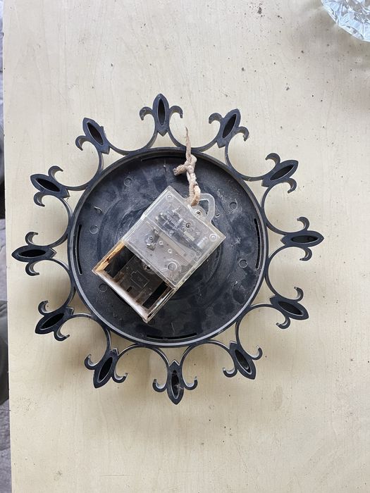 Стенен часовник “Маяк”