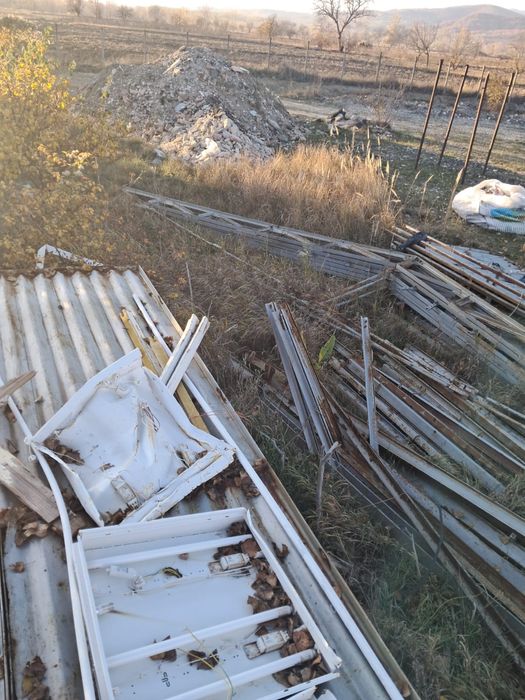 Vand hala metalica completa