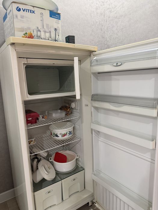 Продам холодильник