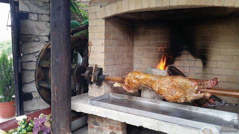 Дава се под наем Заведение в Варна, м-т Пчелина - 500 кв.м за 1530 € - Снимка #4