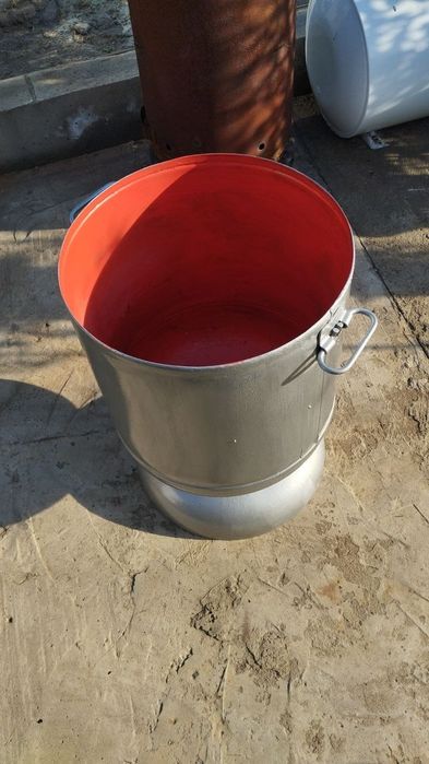 Мусорка/бак для золы